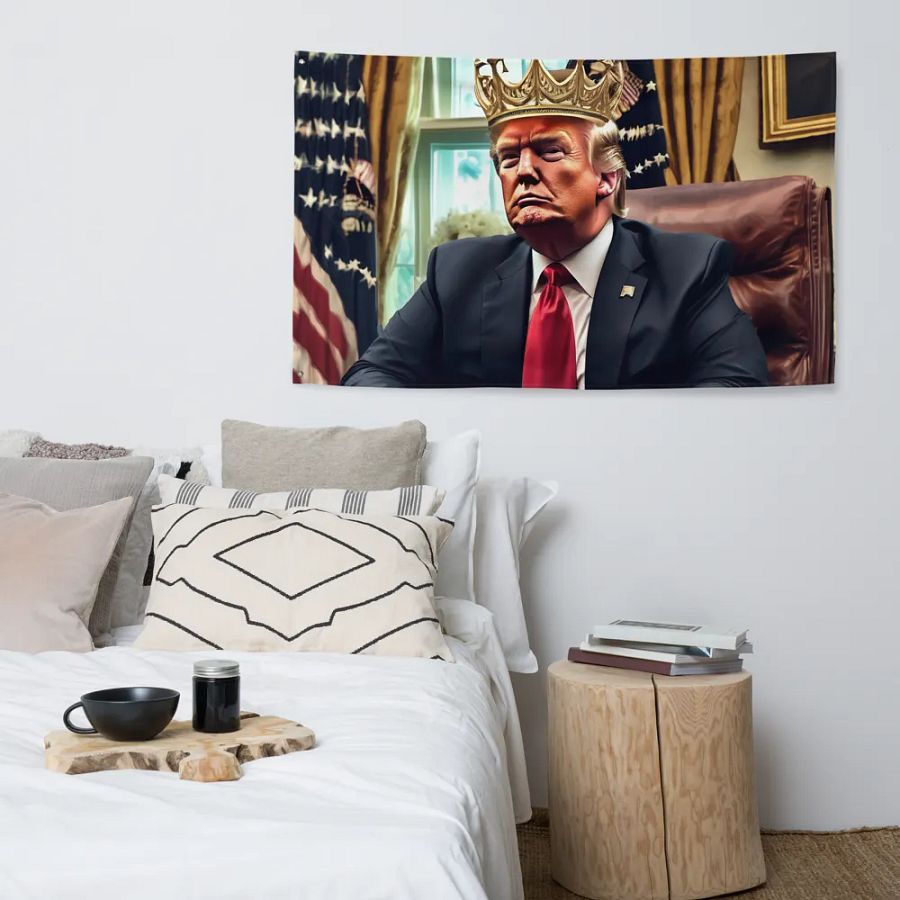 The King is the King Flag product image (4)