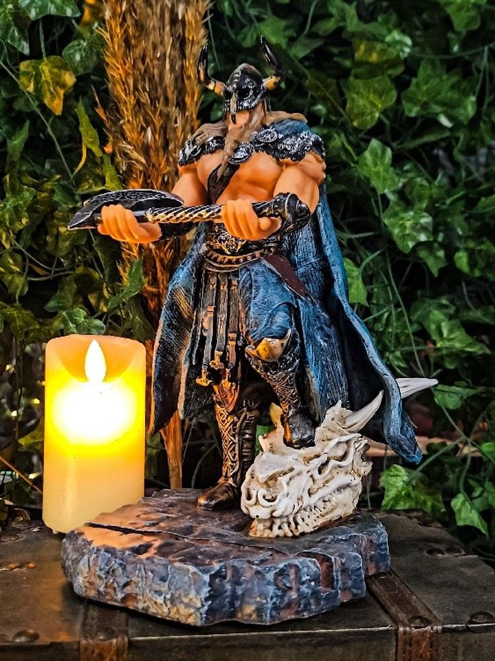 The Armored Kingdom Norse Valor Warrior W/ Dragon Skull Stand Holder product image (1)