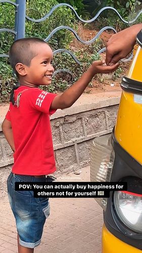 Jeena isi ka naam hai.
.
.
I was waiting in the traffic and I saw one autorickshaw’s uncle giving happiness to the small kids...