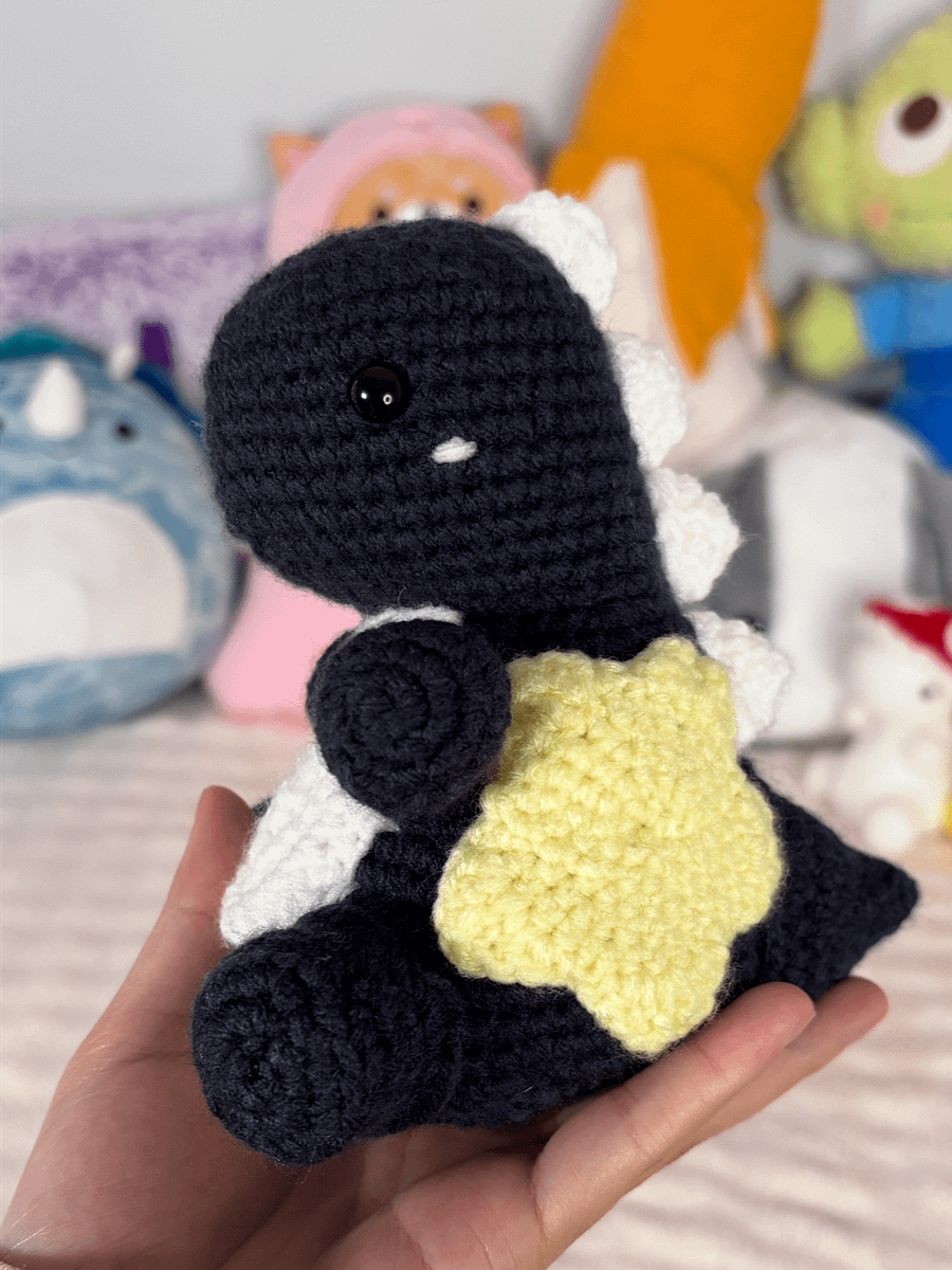 Novawee ✨- Chubby Star Dinosaur Plushie product image (3)