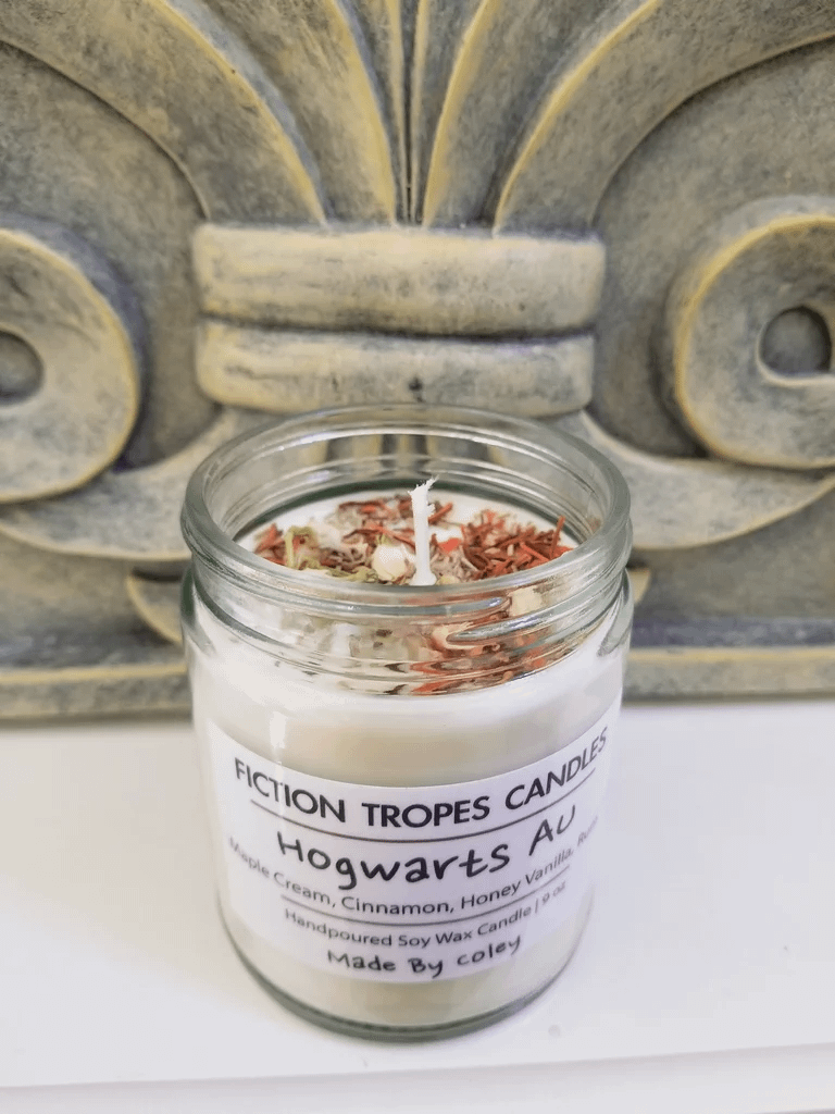 Hogwarts AU Candle (Fiction Tropes Candles) product image (3)