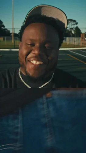 Submit my life to the Biggest Boss 🤞🏾
“Overflow” out on all platforms!
www.starrbaby.com