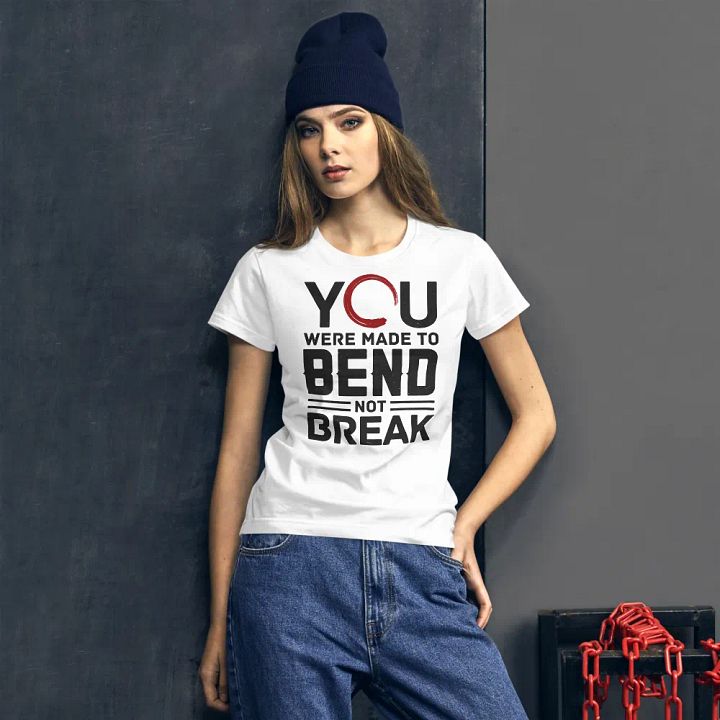 WOMEN'S FITTED 