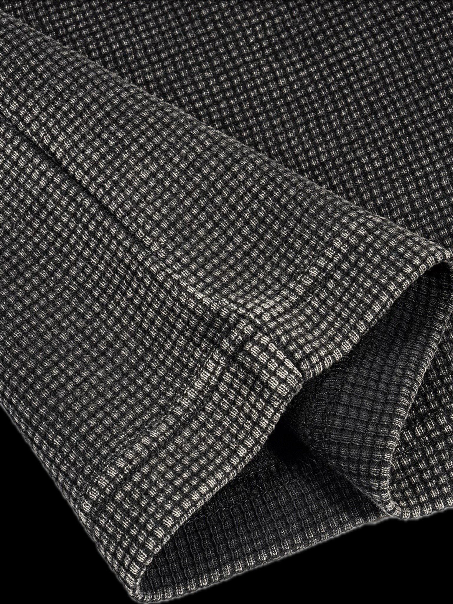 Esura Tee product image (5)