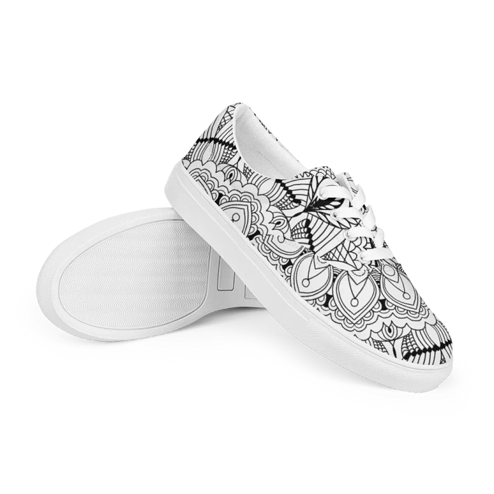 Mandala Symmetry Men's Canvas Shoes product image (1)