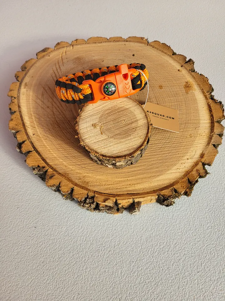 Survival Compass Bracelet product image (1)