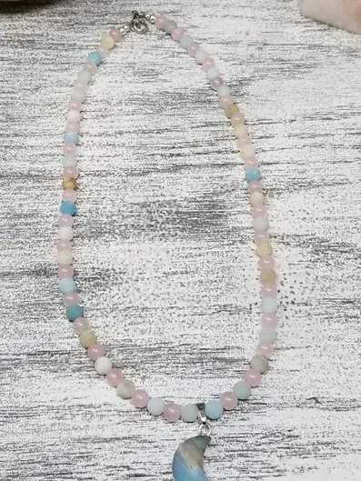 Positivity Moon Necklace – Rose Quartz & Amazonite Crescent Pendant for Love, Calm & Emotional Healing product image (2)