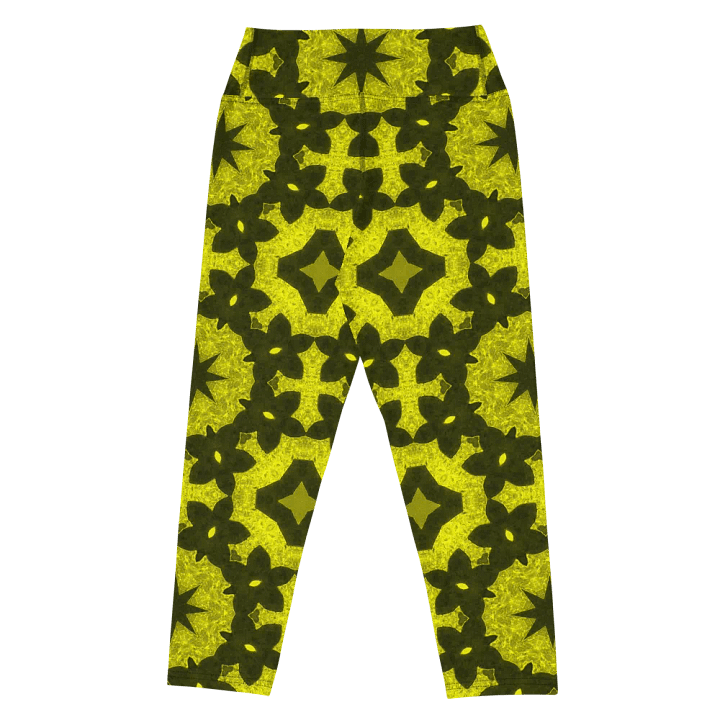 Mandala Octagon Capri Leggings product image (2)