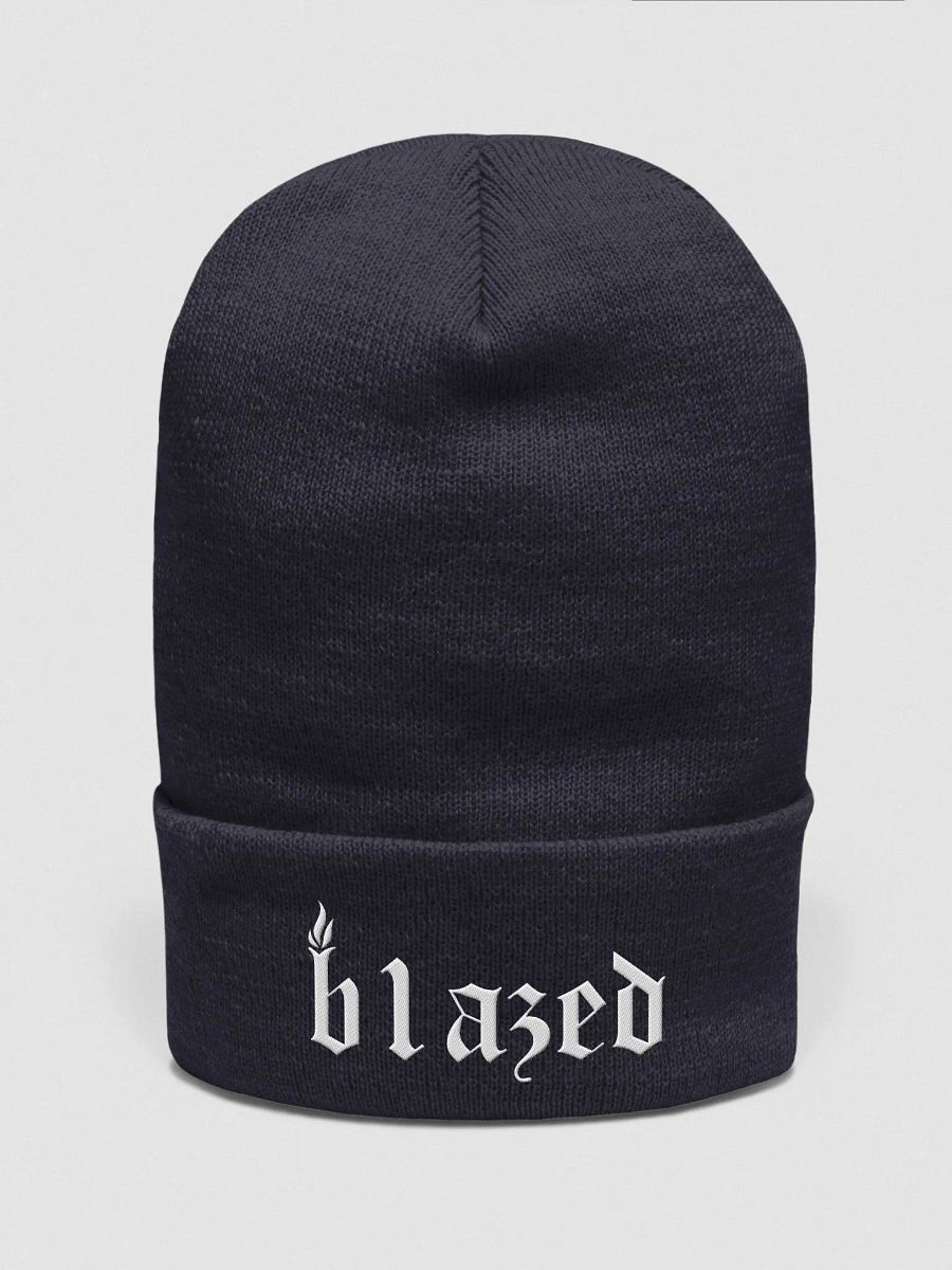 b1azed embroidered beanie – snug fit for ultimate comfort product image (1)