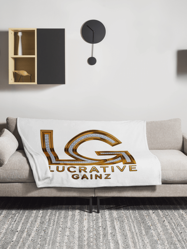 Lucrative Gold Diamonds Blanket product image (1)