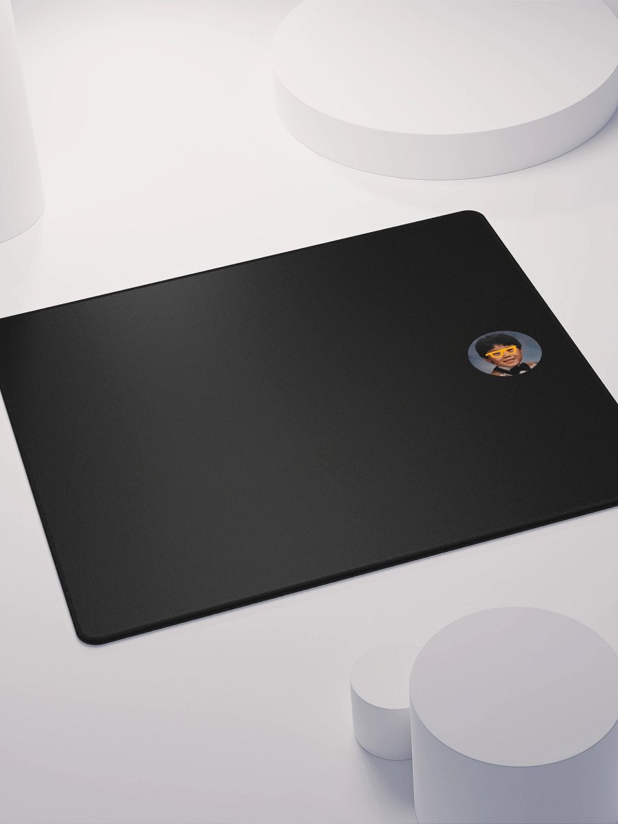 Sleek Gamer's Haven Mouse Pad product image (4)
