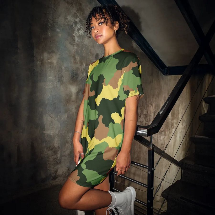 Tizzy Dress product image (1)
