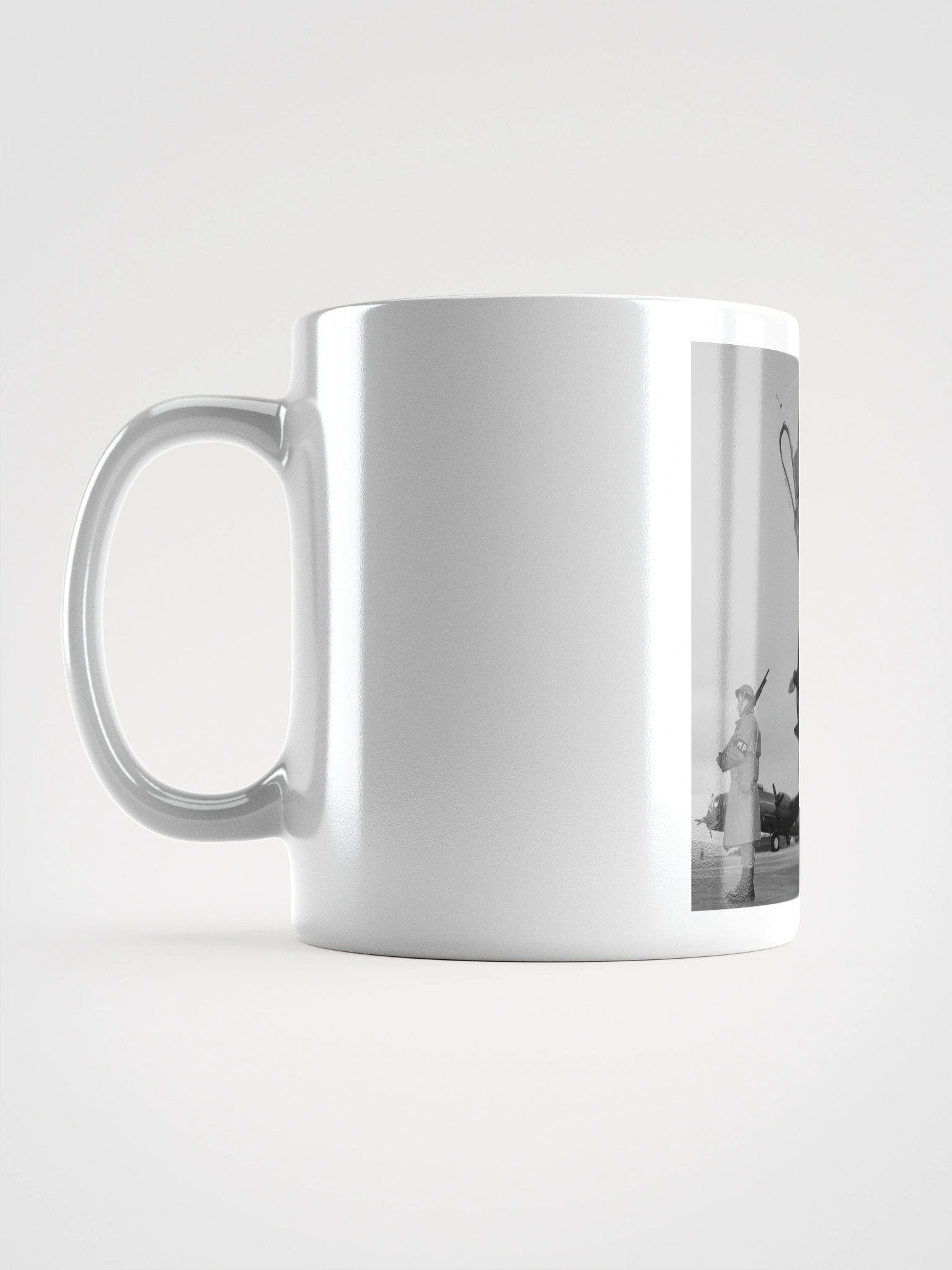 Flying Fortress (mug) product image (2)