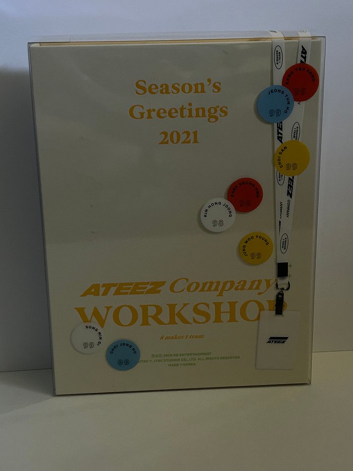 ATEEZ Seasons Greetings product image (1)