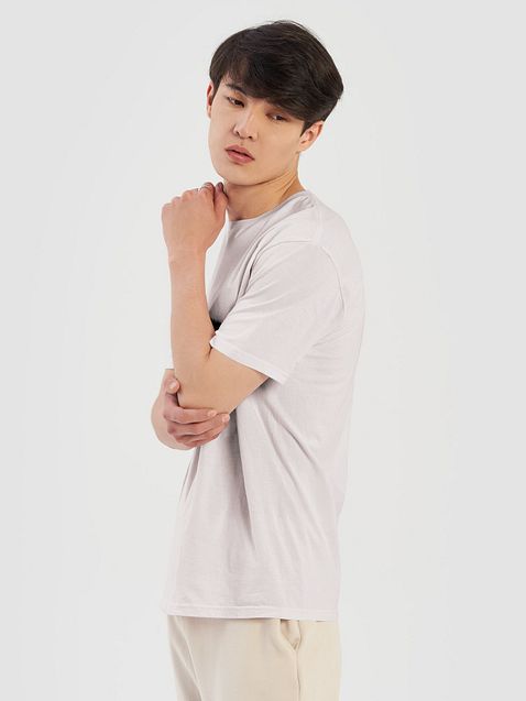 Photo showing Gildan Unisex Softstyle T-Shirt