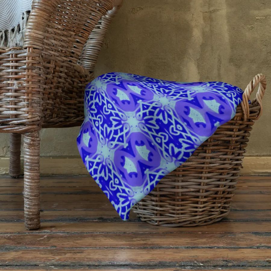 Elegant Blue & Purple Seamless Patterned Throw Blanket product image (10)
