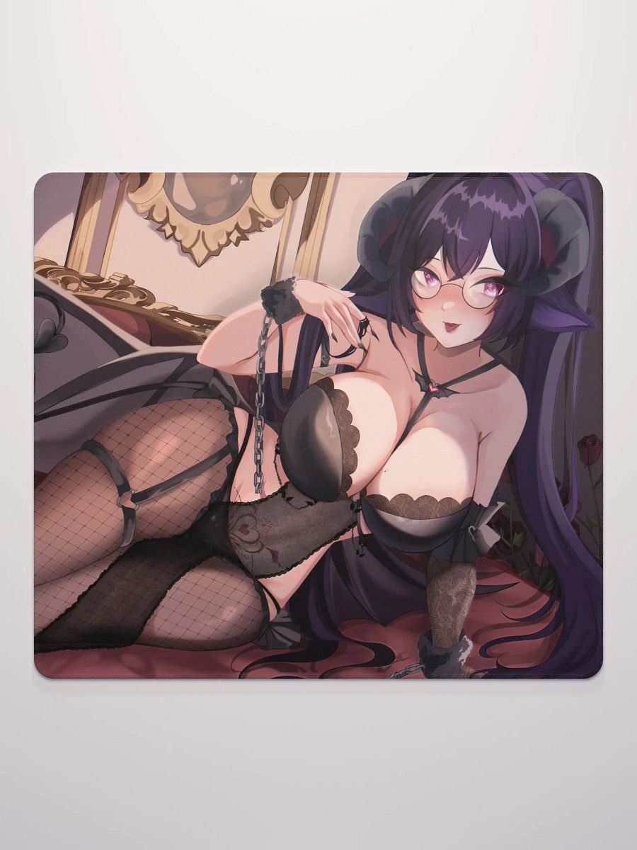 Roses & Chains - Sleepy Pinup Mousepad product image (2)
