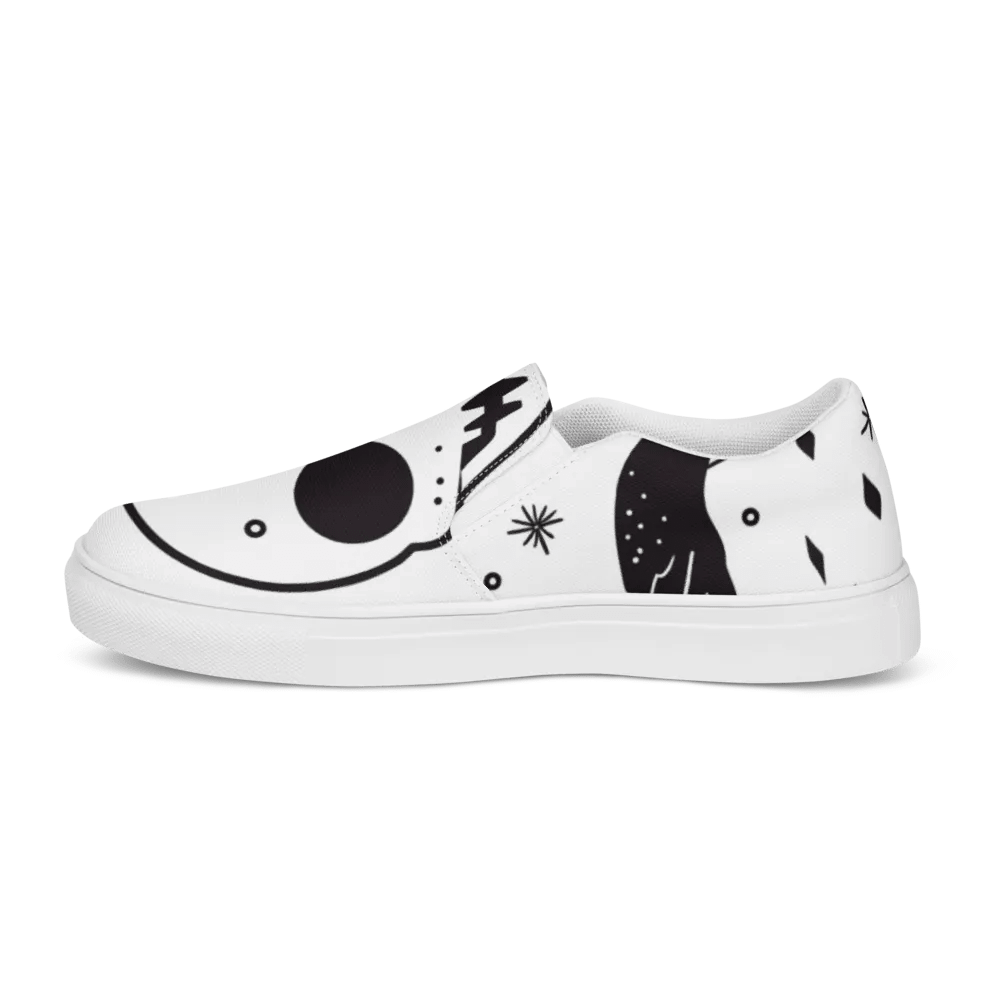 Men's Slip-On Canvas Shoes with Large Skull Design 💀 product image (8)