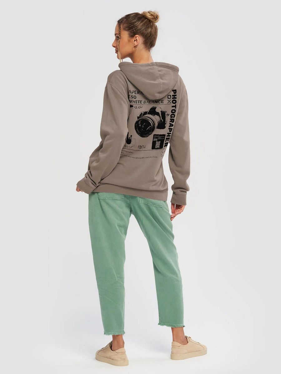 PHOTOGRAPHER HOODIE product image (4)
