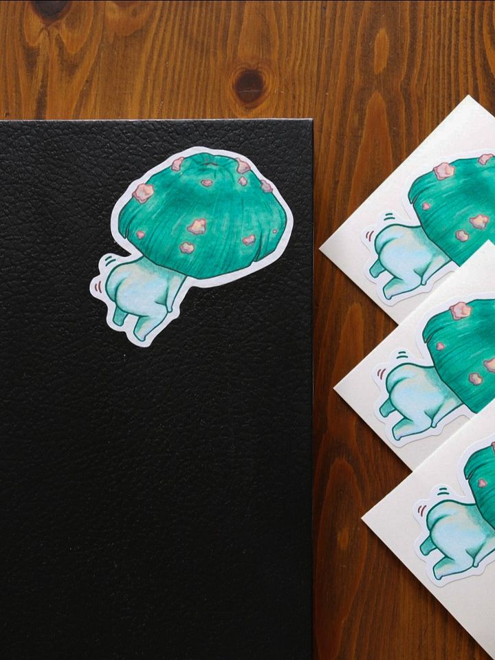 DANCE MUSH GREEN STICKER product image (1)