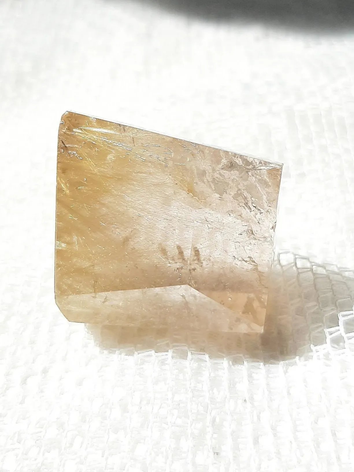 Golden rutile quartz gem product image (5)