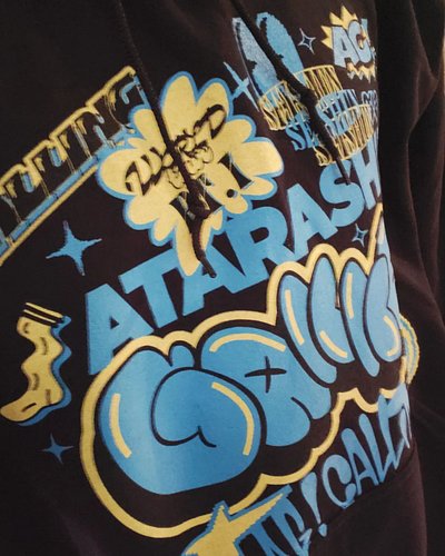 Ya me llego el suéter de la primera gira mundial de #atarashiigakko 🤘🏻🟥⬛

Esta bien chido alv