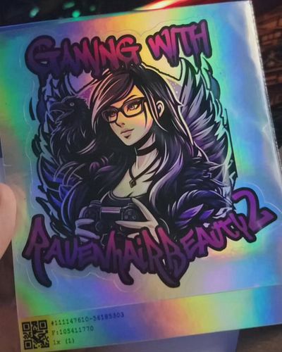 One of my friends got one of my stickers! They look so cool! Thank you @skatexii! 

#merch
#girlgamer #gamergirl #merchdesign
