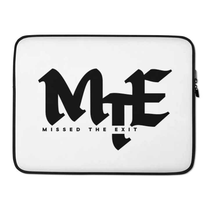 On-the-Go Chic Laptop Sleeve product image (2)