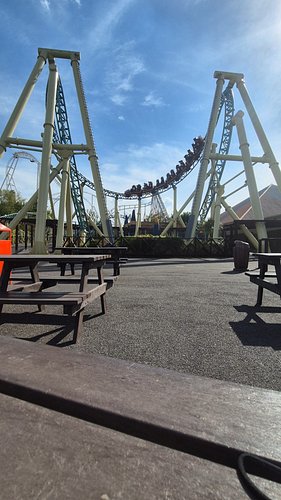 Cobra rollin' with Colossus! 🐍

This 10 inversion Intamin coaster is at THORPE PARK Official 🎢

Follow for daily theme park s...