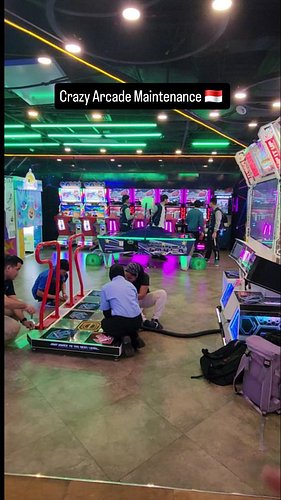 CRAZY LEVEL of Arcade Maintenance @ Fun World (Jakarta, Indonesia) 🇮🇩

I wish my home arcade maintained their machines like t...