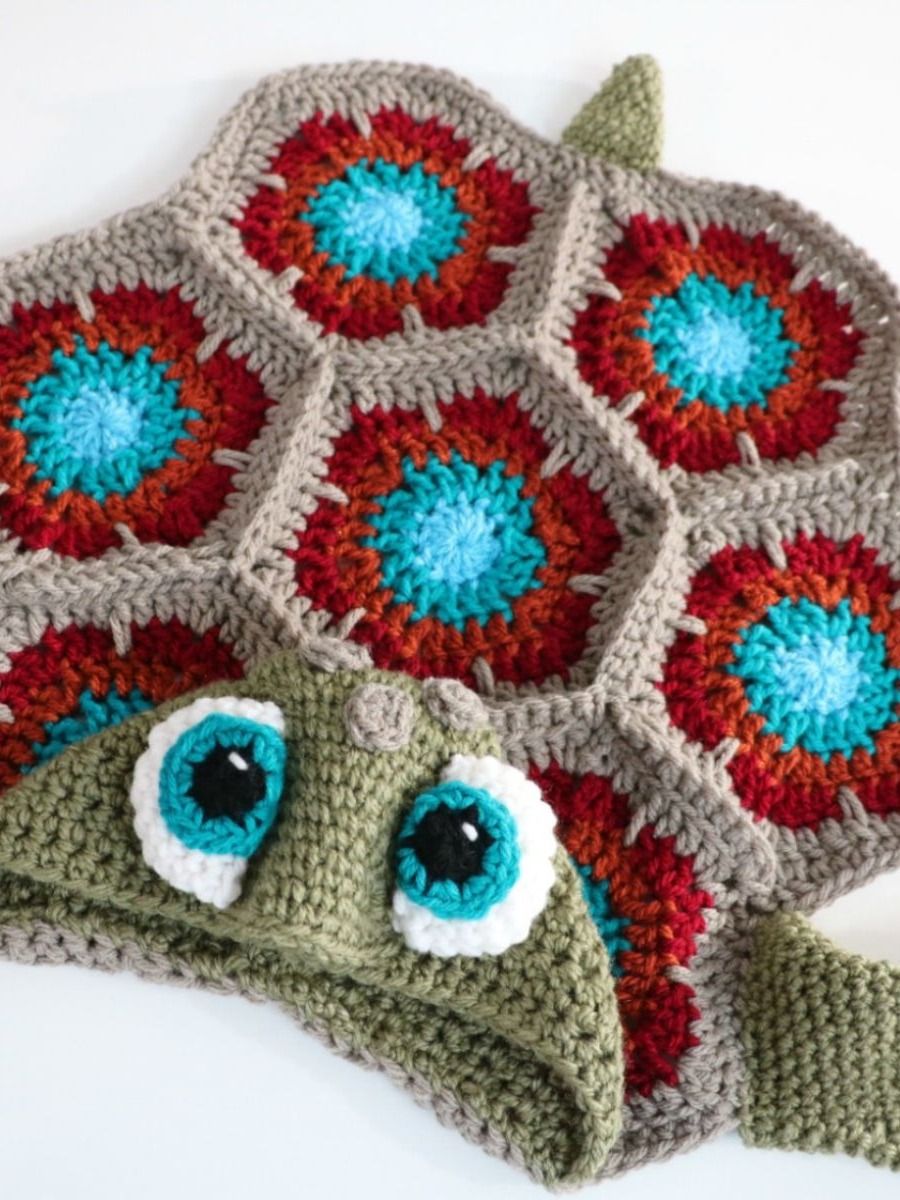 Hooded Sea Turtle Blanket Crochet Pattern product image (5)