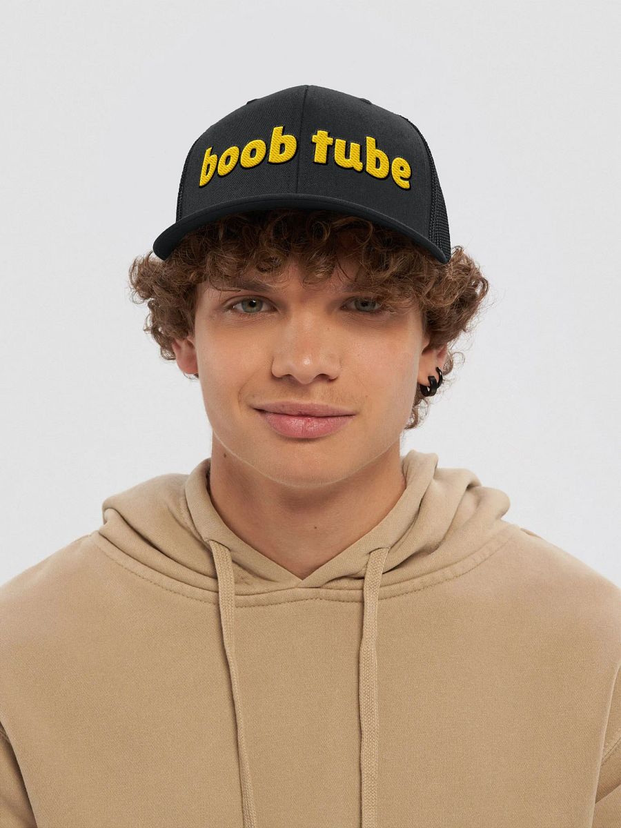 The trucker hat product image (5)