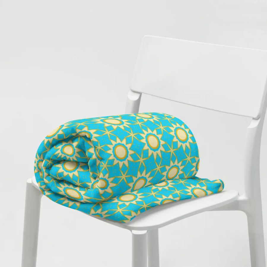 Celestial Sun & Stars Seamless Patterned Throw Blanket product image (9)