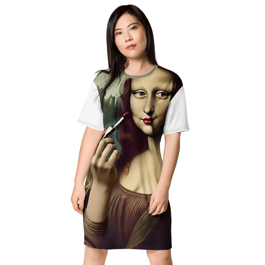 Mona Lisa Lipstick T-Shirt Dress product image (1)
