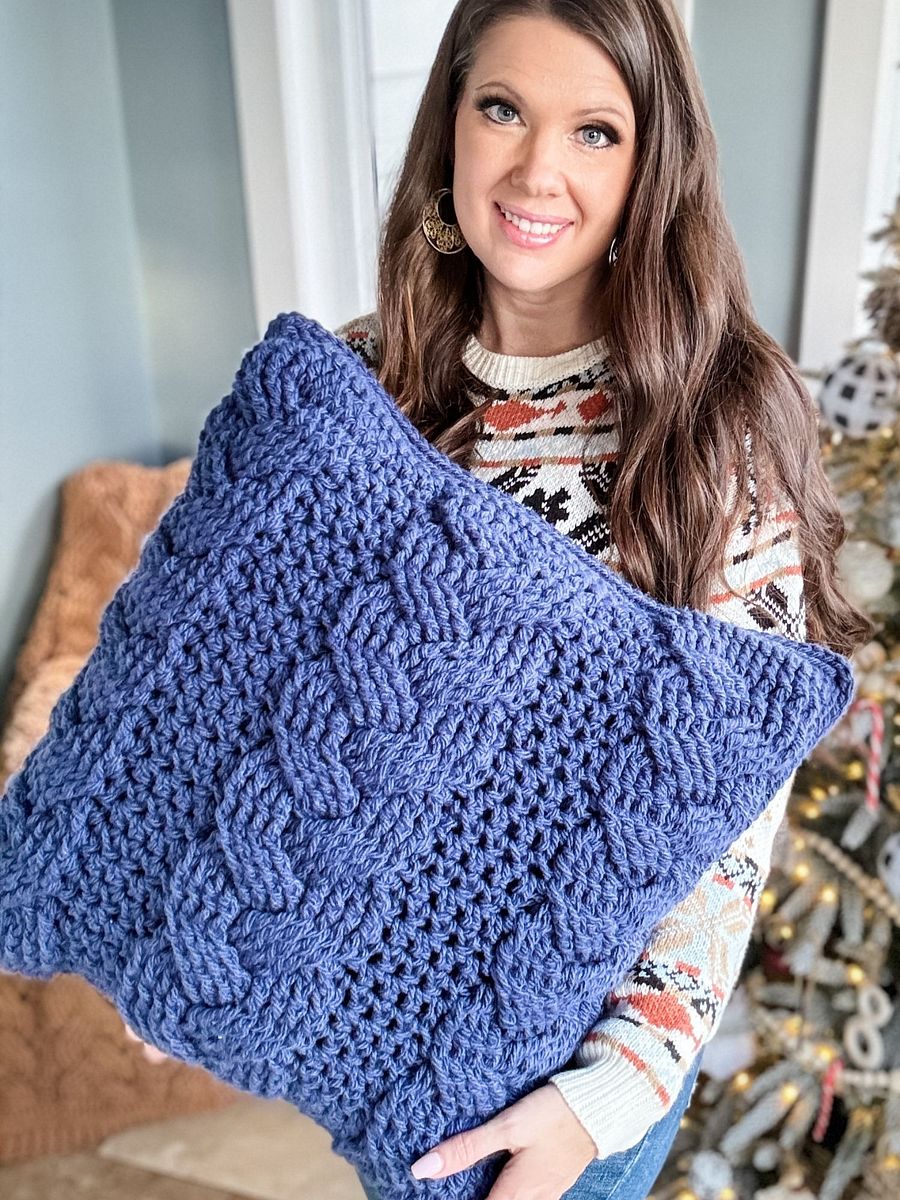 Cozy Cottage Cable PIllow Crochet Pattern product image (3)