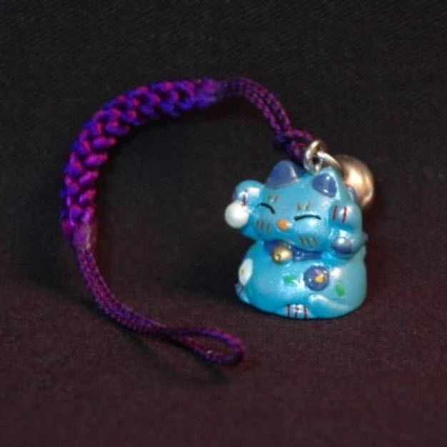 Maneki Neko Phone Strap - Japanese Cat Keitai Sutorappu product image (1)