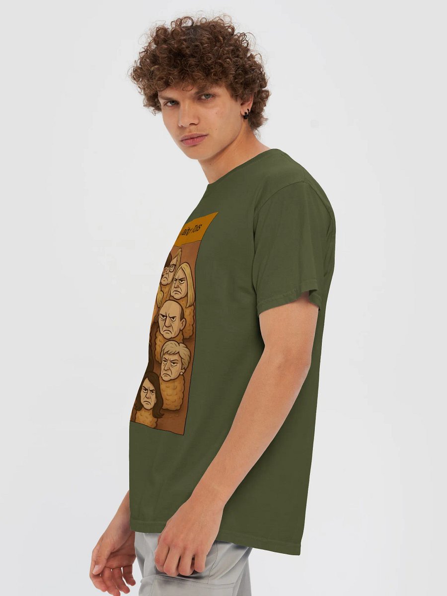The Traitor Family product image (29)
