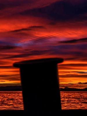 Hard work, precision, and American pride  Born from the working tides of the Puget Sound water's  Twin Anchor Apparel   Strength in Every Tide #tugboatlife #tugboating #pnwtuglife #twinanchorapparel #PNWMaritime 