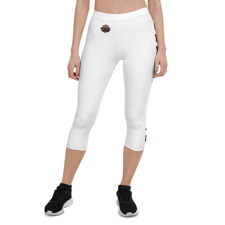 QUEEN SANDS Customizable Capri Leggings product image (1)
