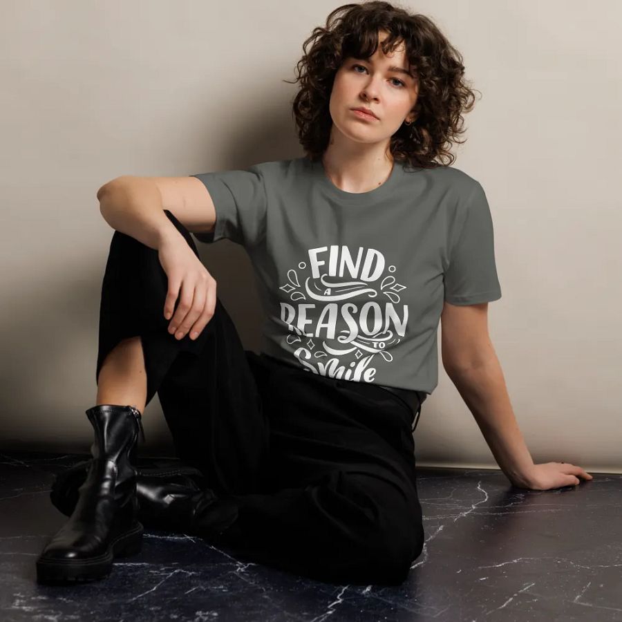 Find a reason to smile unisex tee product image (10)