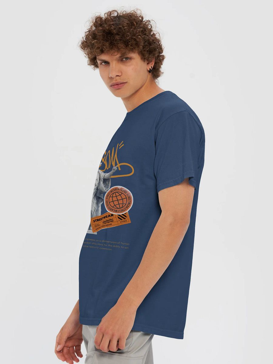 Freedom Graffiti Classic T-Shirt product image (94)