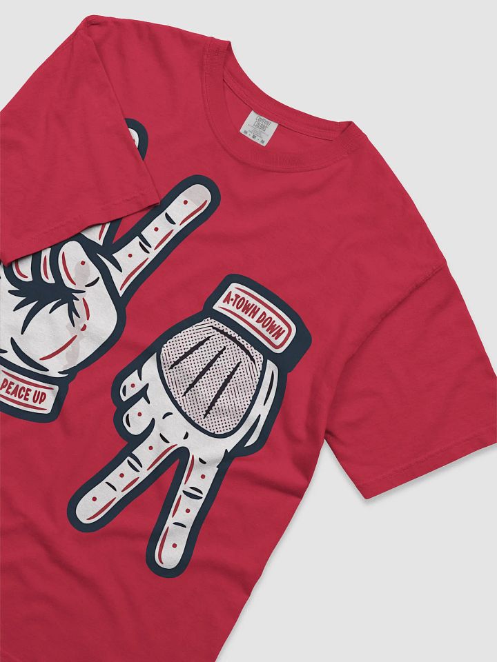 I Will Not Yield To Disrespectful Men Shirt product image (2)