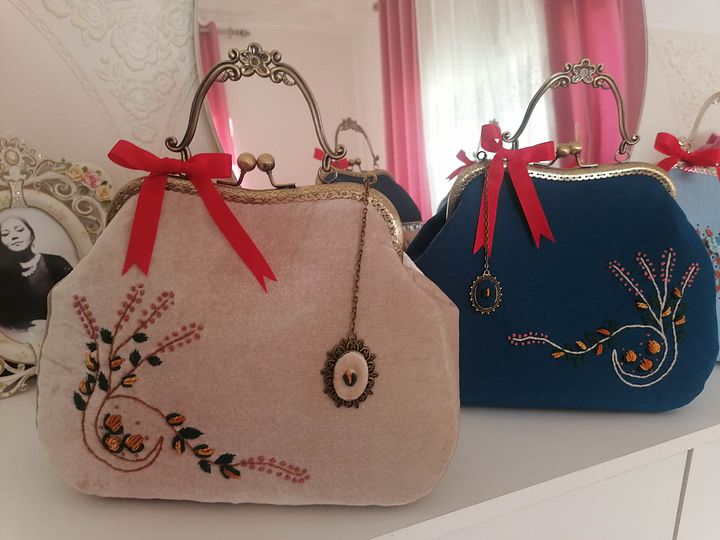 Light brown Velvet Handbag product image (2)