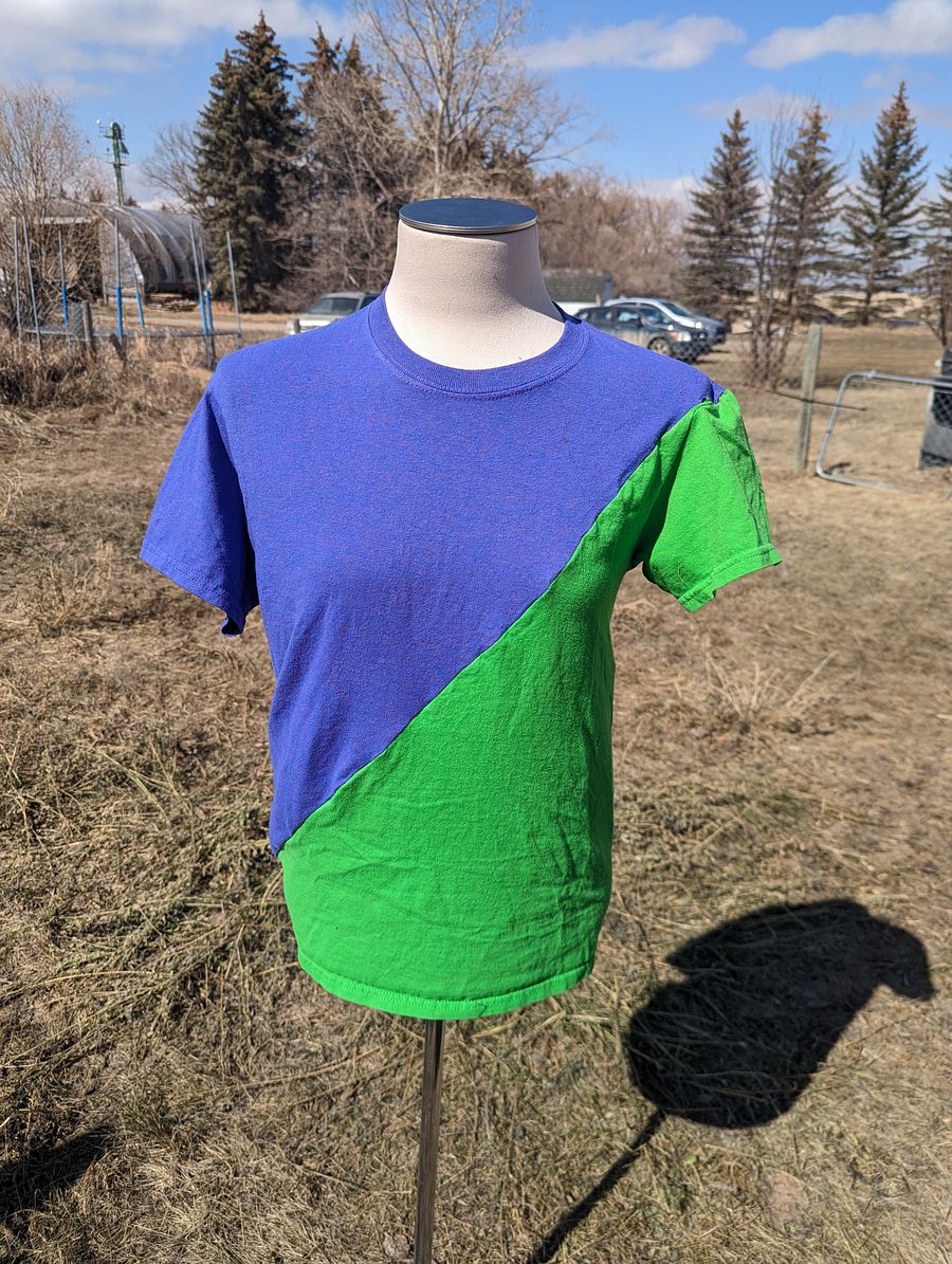 colour split t-shirts product image (3)