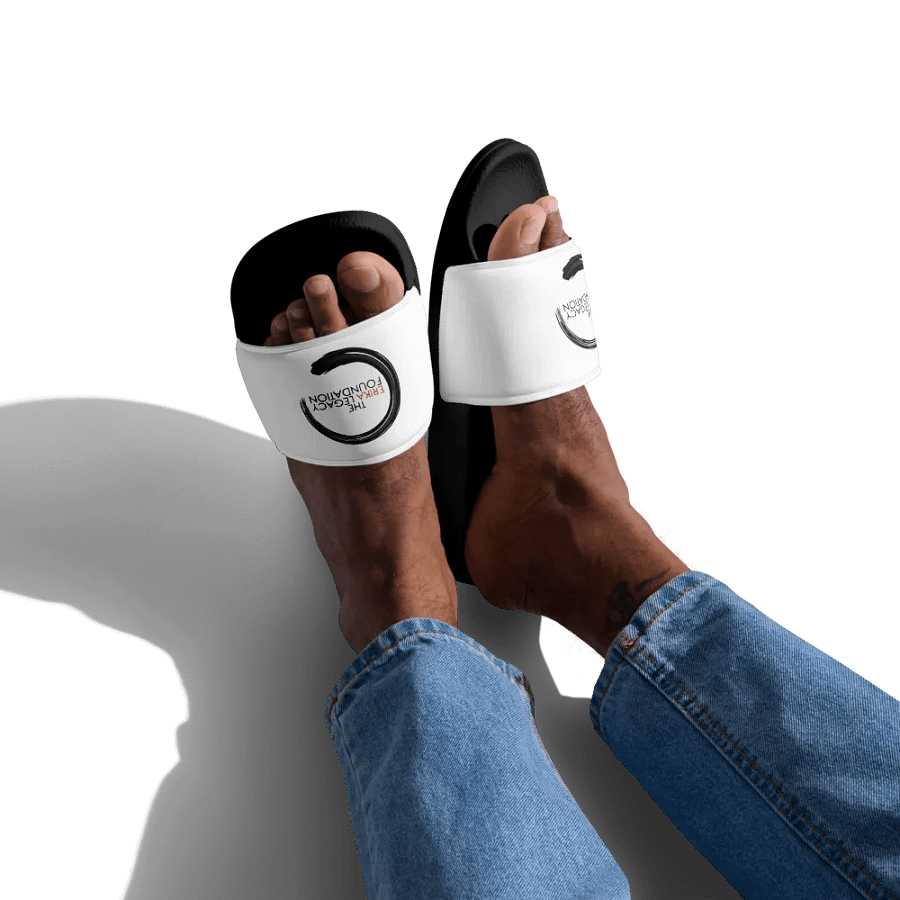 Erika Legacy Emblem Men's Slides product image (3)