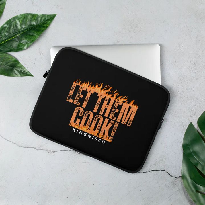 LET THEM COOK! Laptop Sleeve product image (3)