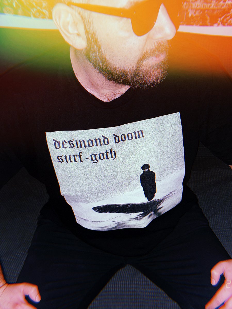 Surf-Goth T-Shirt (Black) product image (11)