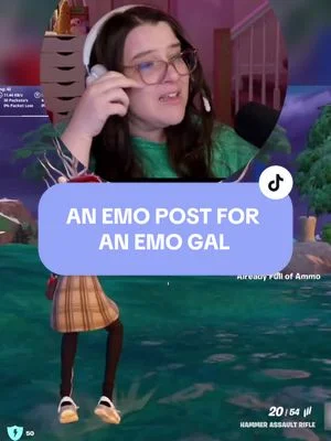 A weirdo who found a group of weirdos and we formed a streaming community  💖 #streamer #girlgamer #fortnite 