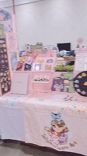 Come by and see me this weekend at @geekcraftexpo_pdx 
.
.
.
.
.
.
.
.
#artist #artistalley #cute #pink #smallbusiness #small...