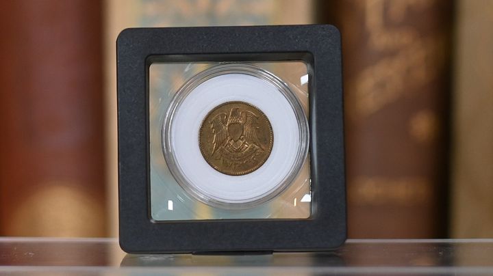 نصف فرنك ( قرشان ونصف ) بمظهر الذهب 1973 product image (2)